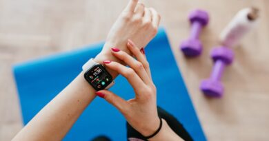 How Wearable Tech is Improving Pilot Health